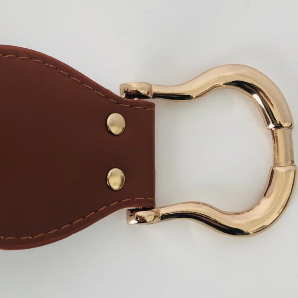 Saddle brown equestrian-inspired style faux leather wide stretch belt – small - Picture 5 of 8